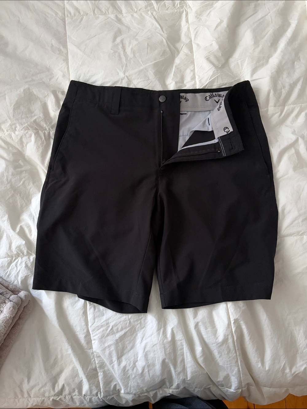 Callaway Men's Black Golf Performance Flat-Front Shorts